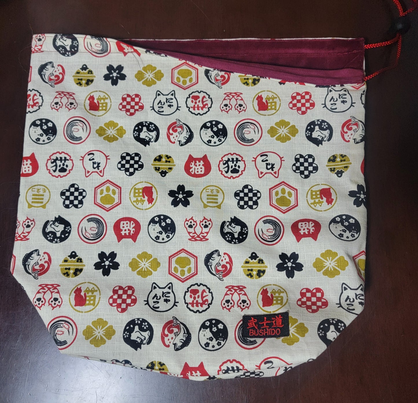 White Neko mask bag